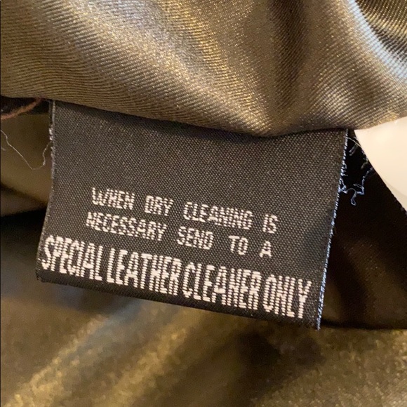 Woman’s Heavy Brown Leather Coat size L - Picture 5 of 5